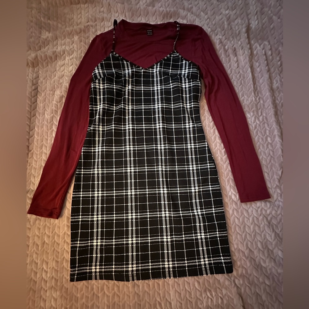 Black n White Plaid dress with a maroon undershirt